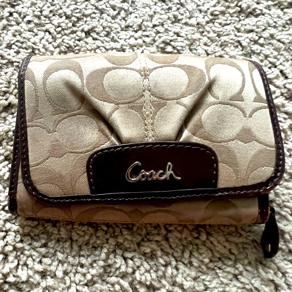 COACH Wristlet Wallet